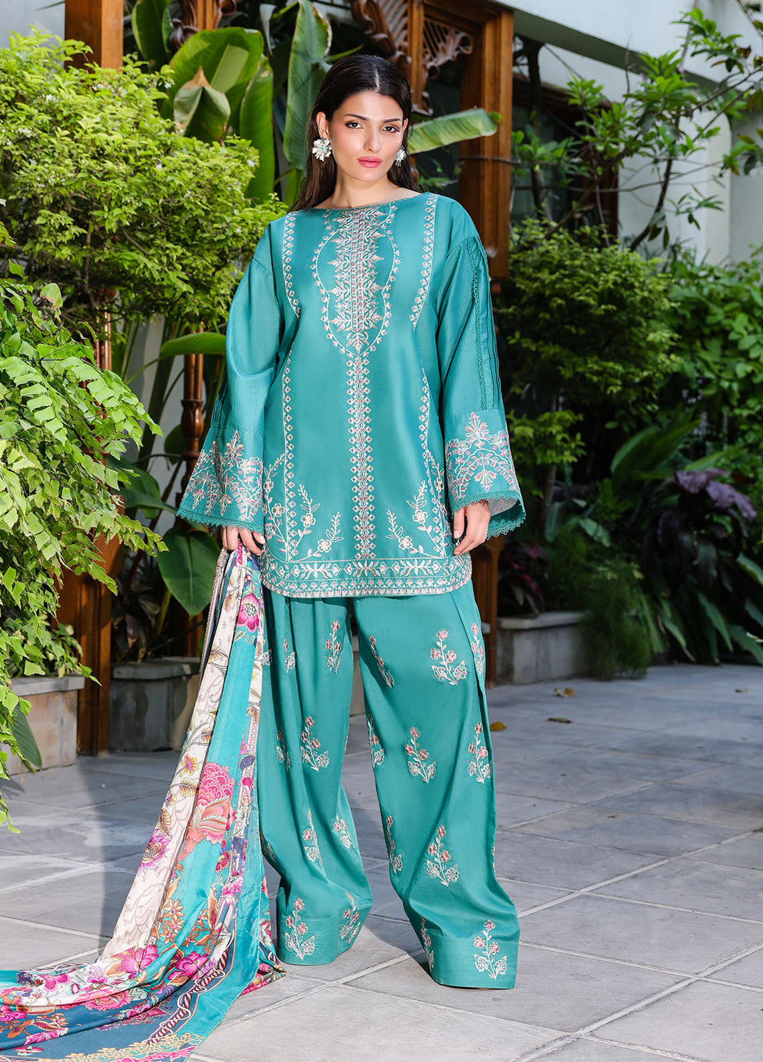 Sahane | Lovent Embroidered Pret 25 | ME23009 Verdelia XS Turqiouse Lawn