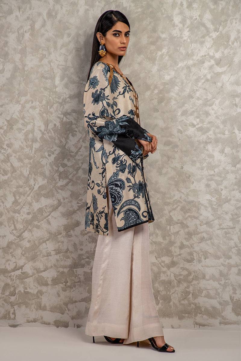 Shamaeel Ansari | Essentials 25 | AM-03 - Pakistani Designer Dress - by Shamaeel Ansari - Type : Ladies Clothes - 100% Original at Saira Sultan