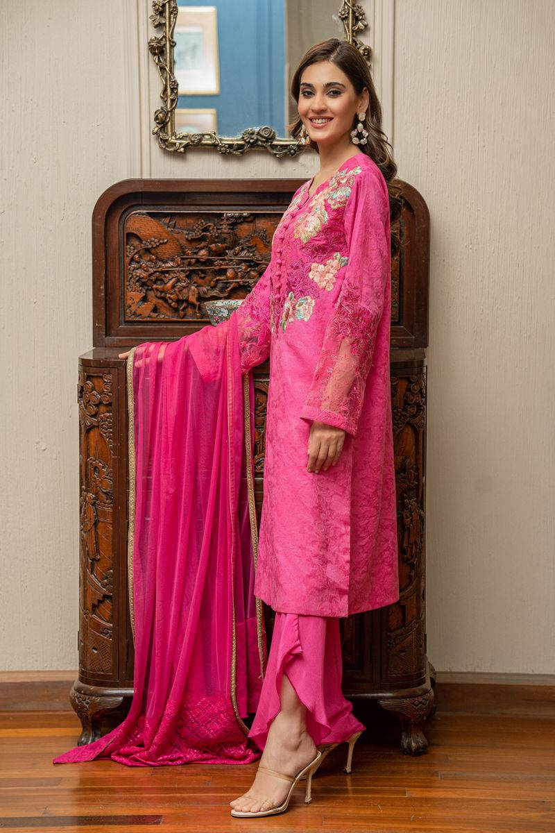 Shamaeel Ansari | Essentials 25 | TL-03 - Pakistani Designer Dress - by Shamaeel Ansari - Type : Ladies Clothes - 100% Original at Saira Sultan