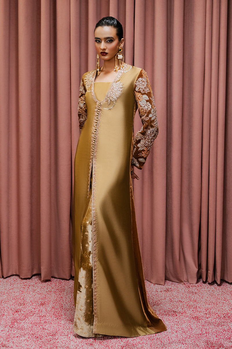 Haute Form | Rose Winter Plush | Heart of Gold XS Brown Velvet