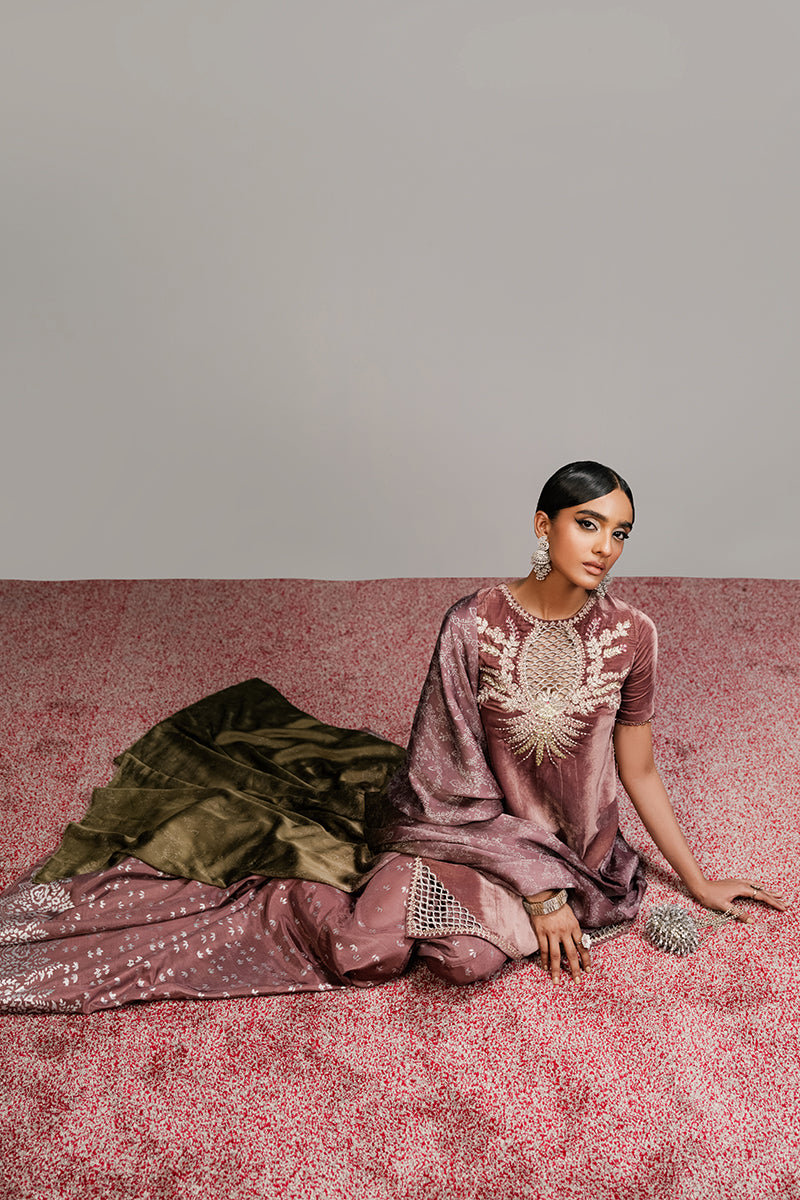 Haute Form | Rose Winter Plush | Seductress XL Sangria Velvet