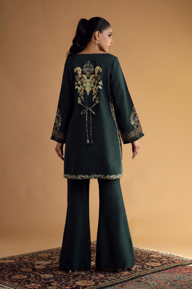 Shamaeel Ansari | Essentials 25 | DC-07 - Pakistani Designer Dress - by Shamaeel Ansari - Type : Ladies Clothes - 100% Original at Saira Sultan