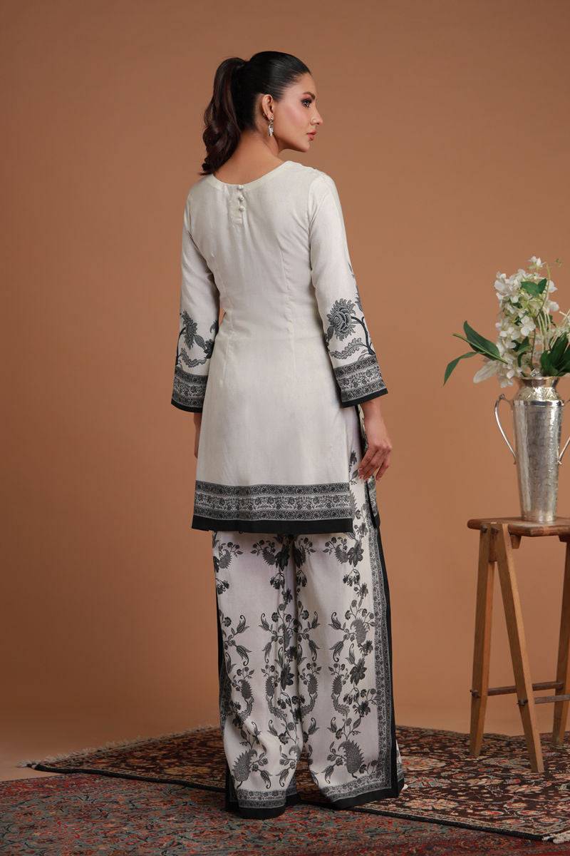 Shamaeel Ansari | Essentials 25 | RF-07 - Pakistani Designer Dress - by Shamaeel Ansari - Type : Ladies Clothes - 100% Original at Saira Sultan