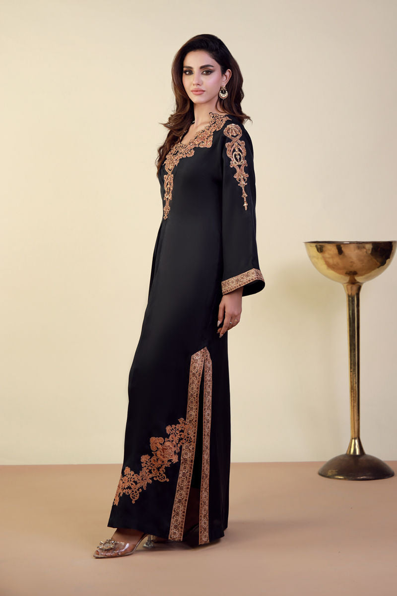 Shamaeel Ansari | Festive Edit | EE-01 - Pakistani Designer Dress - by Shamaeel Ansari - Type : Ladies Clothes - 100% Original at Saira Sultan