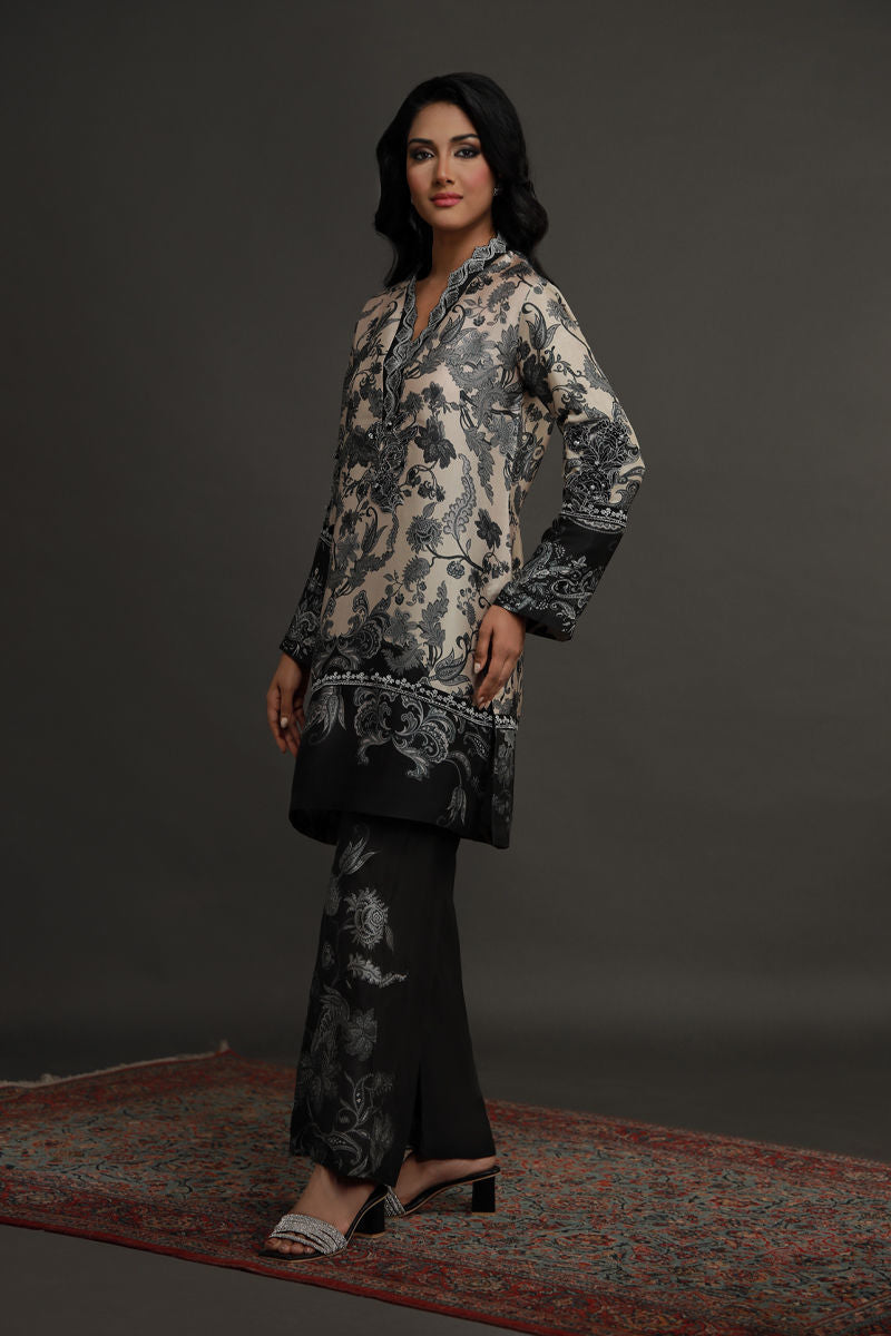 Shamaeel ansari | Flora Belle|FLORA-09 - Pakistani Designer Dress - by Shamaeel Ansari - Type : Ladies Clothes - 100% Original at Saira Sultan