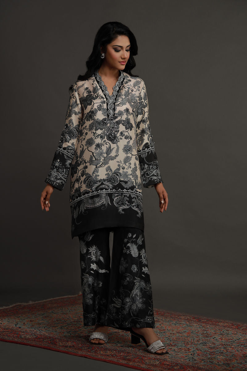 Shamaeel ansari | Flora Belle|FLORA-09 - Pakistani Designer Dress - by Shamaeel Ansari - Type : Ladies Clothes - 100% Original at Saira Sultan