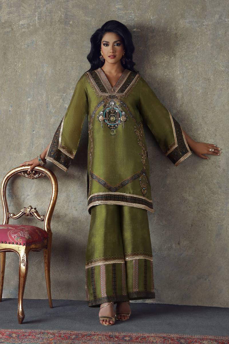 Shamaeel ansari | Flora Belle|FLORA- 05 - Pakistani Designer Dress - by Shamaeel Ansari - Type : Ladies Clothes - 100% Original at Saira Sultan