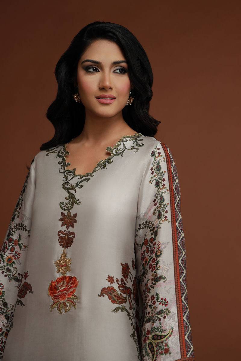 Shamaeel ansari | Flora Belle|FLORA- 04 - Pakistani Designer Dress - by Shamaeel Ansari - Type : Ladies Clothes - 100% Original at Saira Sultan