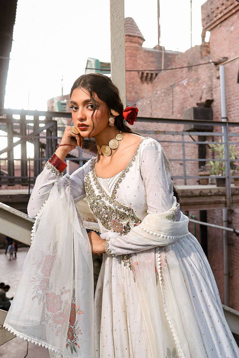 MNR | Eid Festive 24 | RUKHSAR BEGUM - Pakistani Designer Dress - by MNR | Type: Bridal - 100% Original at Saira Sultan