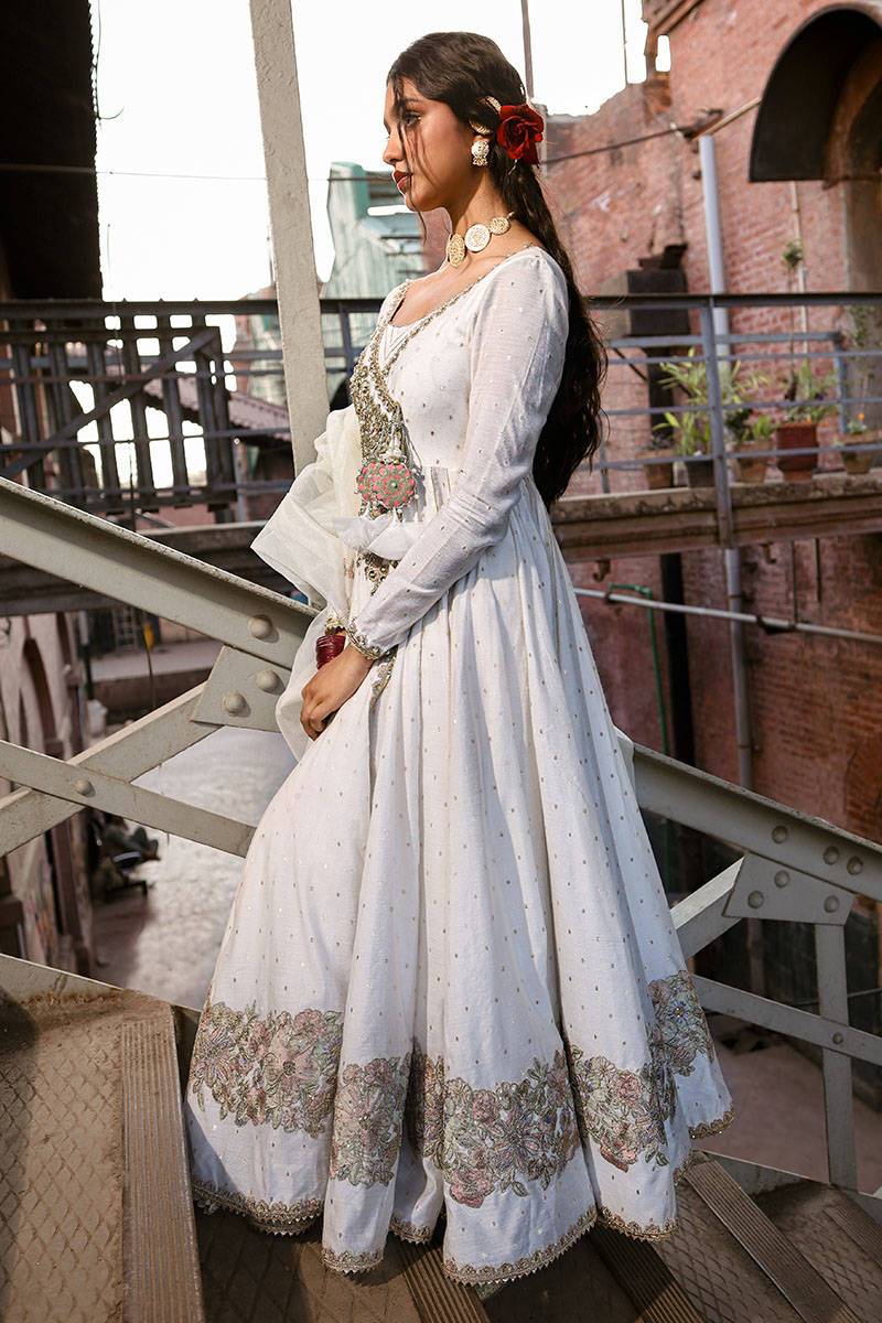 MNR | Eid Festive 24 | RUKHSAR BEGUM - Pakistani Designer Dress - by MNR | Type: Bridal - 100% Original at Saira Sultan