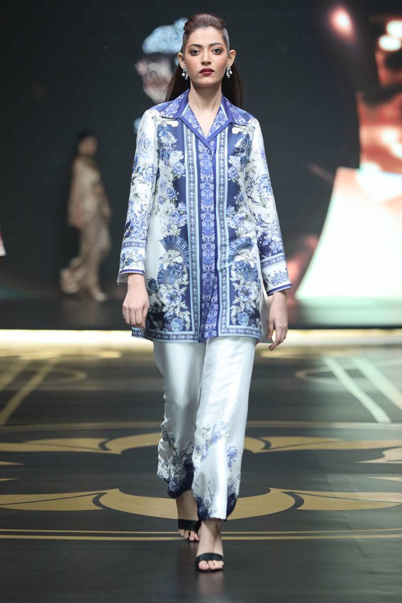 Shamaeel Ansari | Essentials 25 | TDAP-10 - Pakistani Designer Dress - by Shamaeel Ansari - Type : Ladies Clothes - 100% Original at Saira Sultan