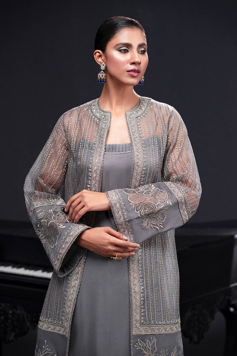 MNR | Chai Coffee Luxury Pret | Grey Eminance M Gray Organza