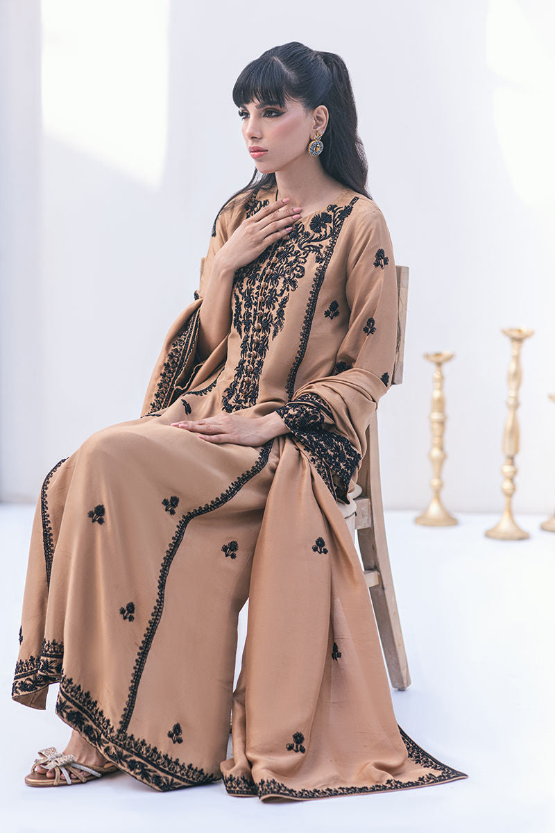 Ansab Jahangir | Luxe Pret Signature | CADIE - Pakistani Designer Dress - by Ansab Jahangir | Type: Luxury - 100% Original at Saira Sultan