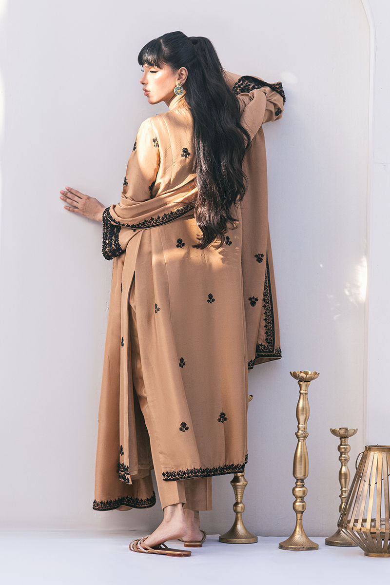 Ansab Jahangir | Luxe Pret Signature | CADIE - Pakistani Designer Dress - by Ansab Jahangir | Type: Luxury - 100% Original at Saira Sultan