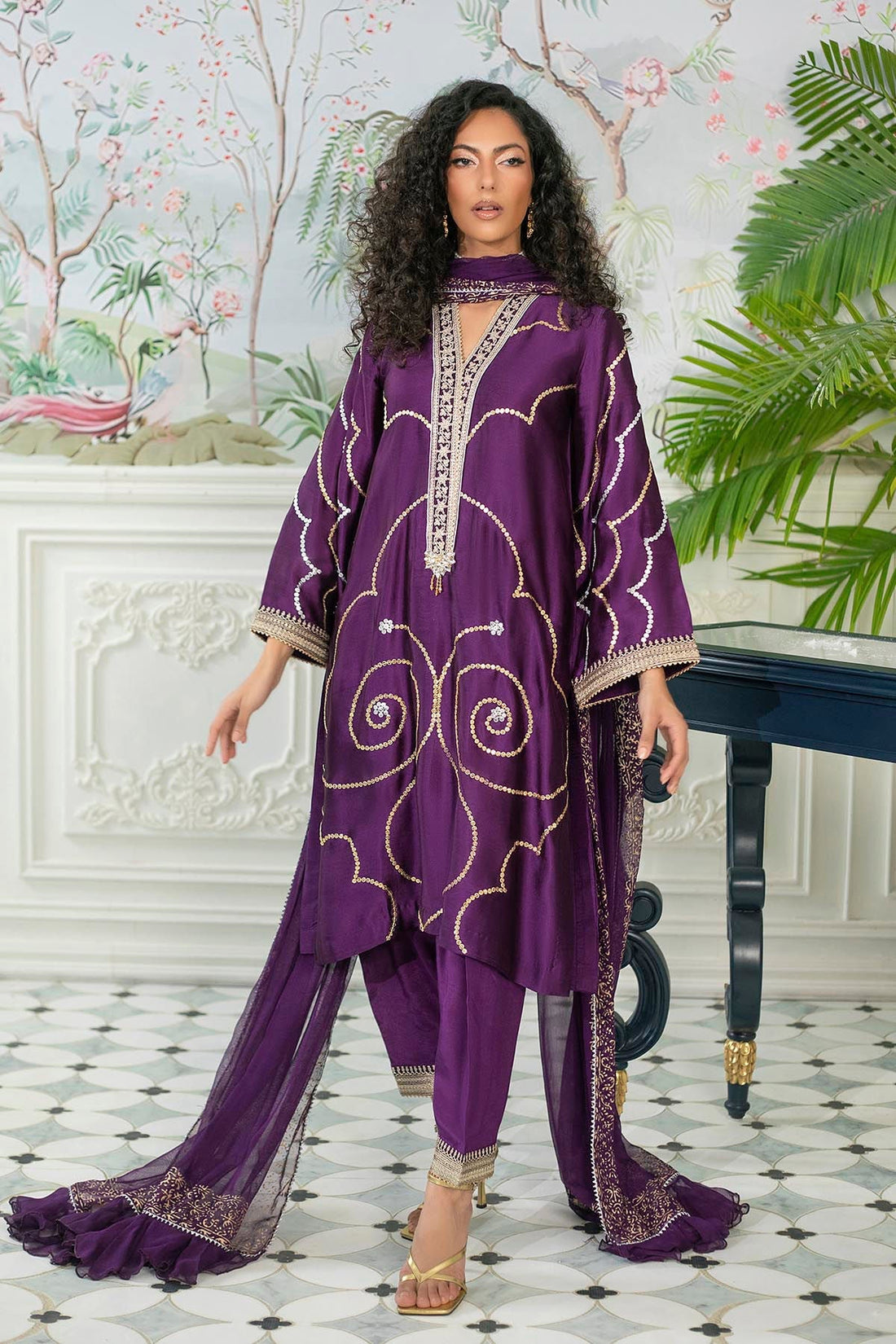 Annus Abrar | Sehr Eid Luxe | Izali Aubergine XS Dark Purple Pure Silk