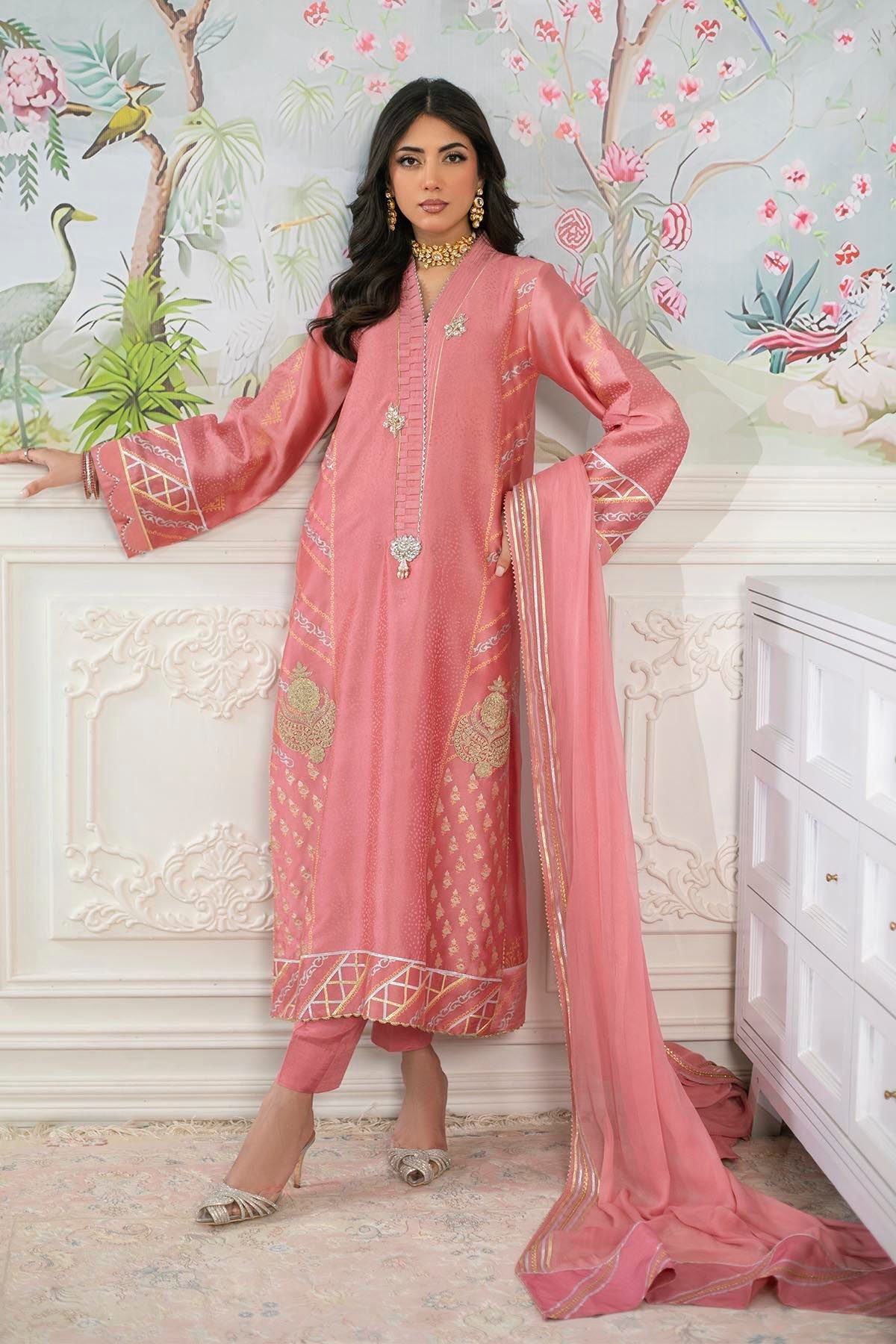 Annus Abrar | Sehr Eid Luxe | Emery L Champagne Pink Sheesha Silk