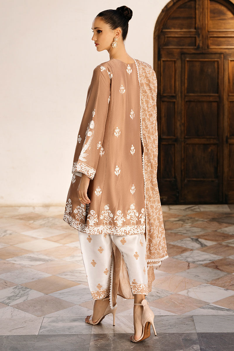 Ansab Jahangir | Luxe Pret Signature | Amaryllis - Pakistani Designer Dress - by Ansab Jahangir | Type: Luxury - 100% Original at Saira Sultan