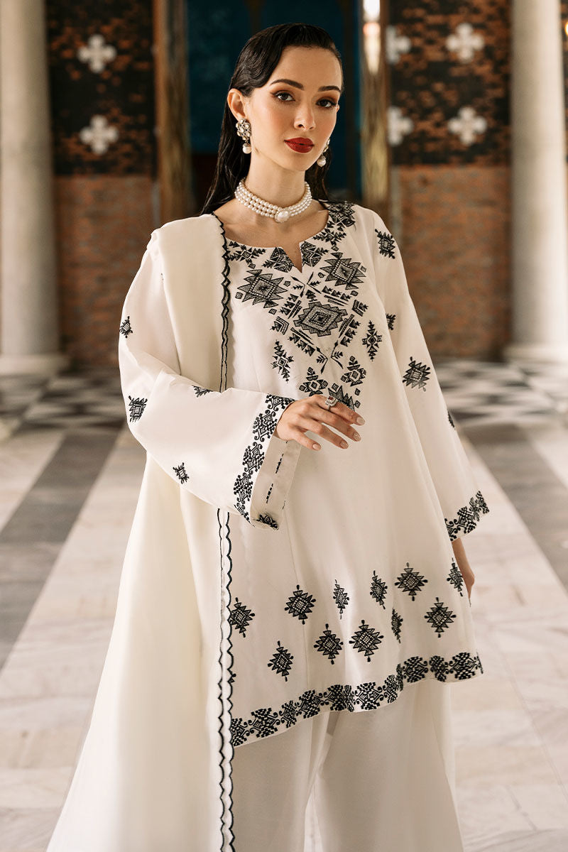Ansab Jahangir | Luxe Pret Signature | Snowstorm - Pakistani Designer Dress - by Ansab Jahangir | Type: Luxury - 100% Original at Saira Sultan