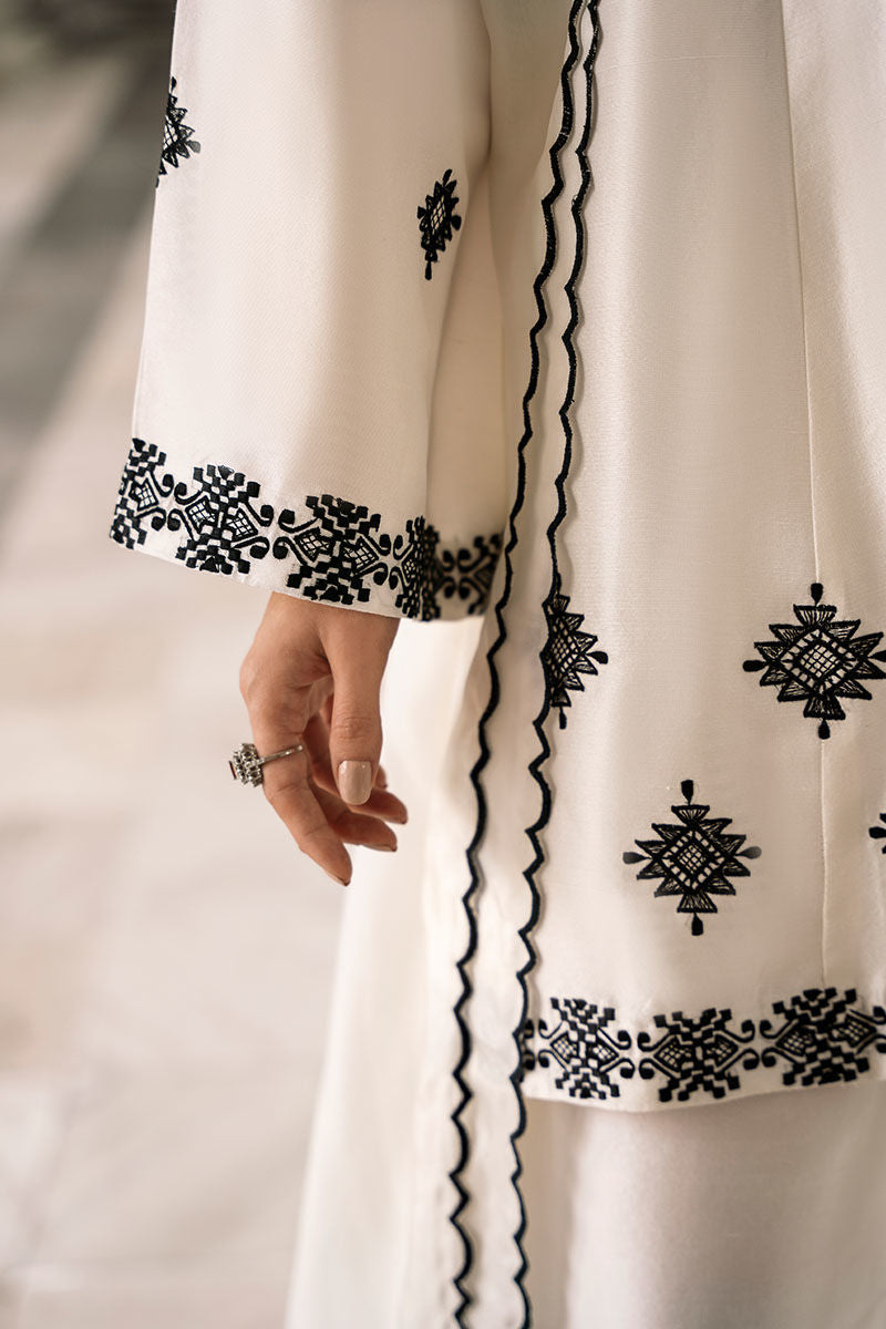 Ansab Jahangir | Luxe Pret Signature | Snowstorm - Pakistani Designer Dress - by Ansab Jahangir | Type: Luxury - 100% Original at Saira Sultan