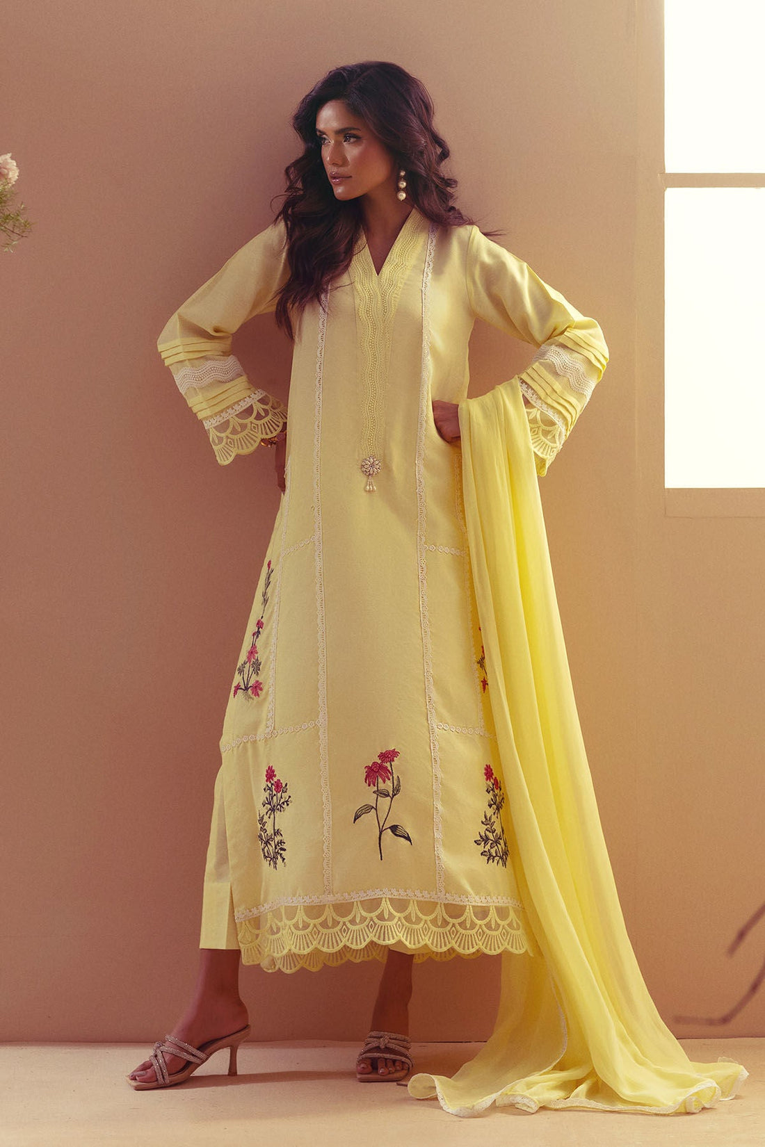 Annus Abrar | Eid Elemental Festive | Taani XS Pastel Yellow Cotton Net