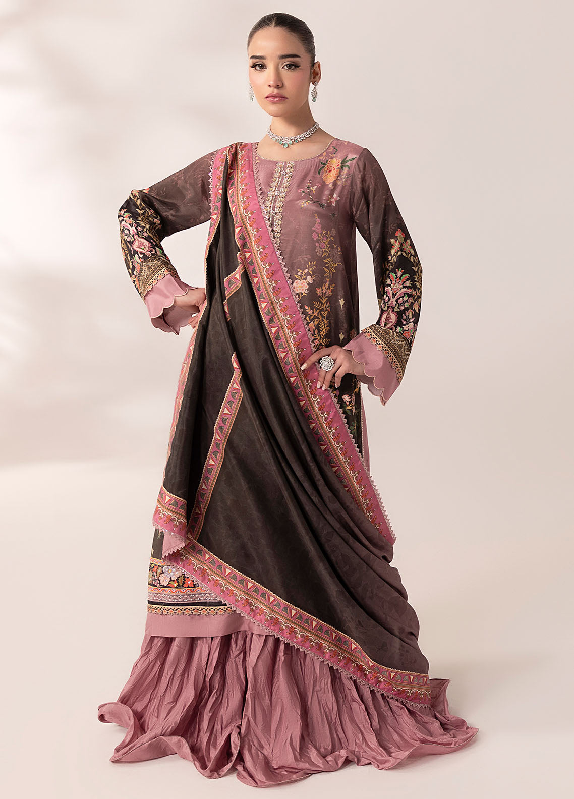 Sahane | Suay Silk Handwork Edit | CT-15007 LILANA - SUAY M Pink Silk