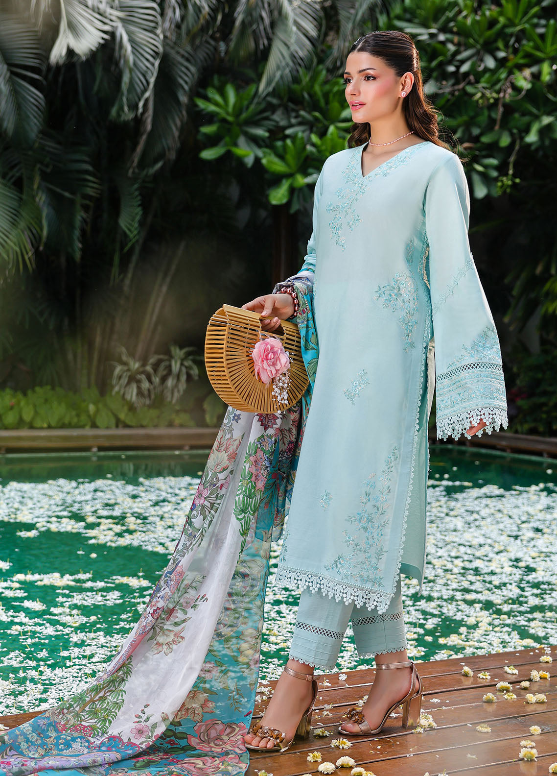 Sahane | Lovent Embroidered Pret 25 | ME23004 Celeste