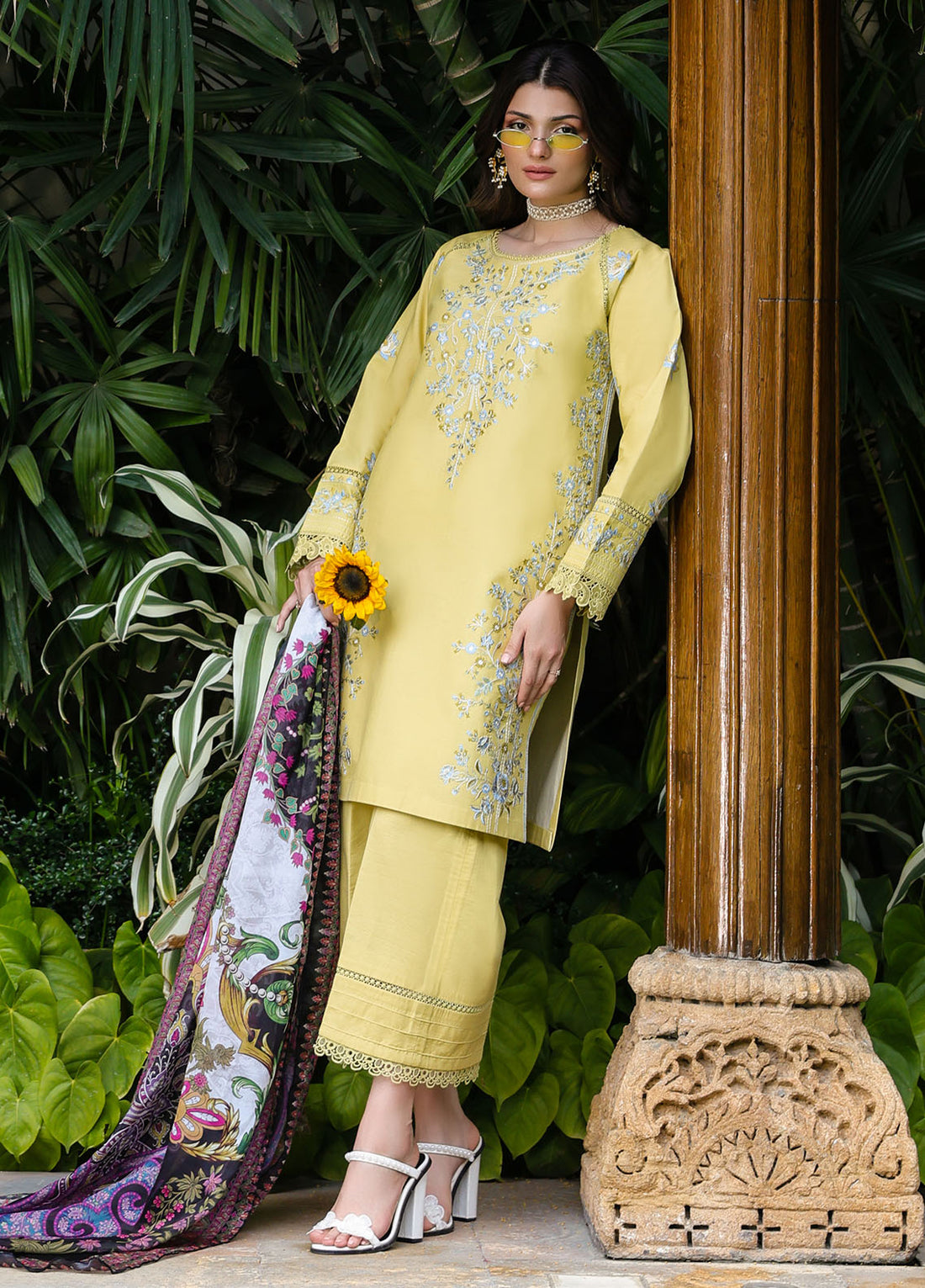 Sahane | Lovent Embroidered Pret 25 | ME23006 Corina XS Lime Yellow Lawn