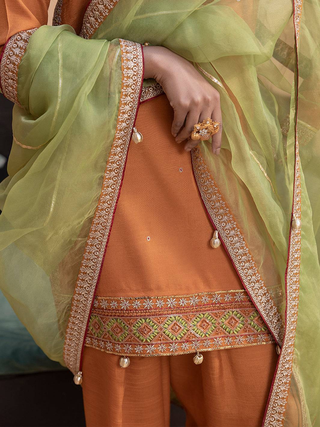 Hem Stitch | Raw Silk Edit 25 | Kashish - Pakistani Designer Dress - by Hemstitch | Type: Ladies Clothes - 100% Original at Saira Sultan