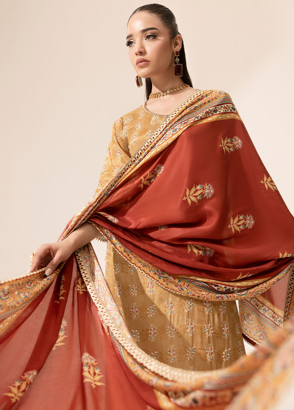 Sahane | Suay Silk Handwork Edit | CT-15002 MAYA - SUAY XL Brown Silk
