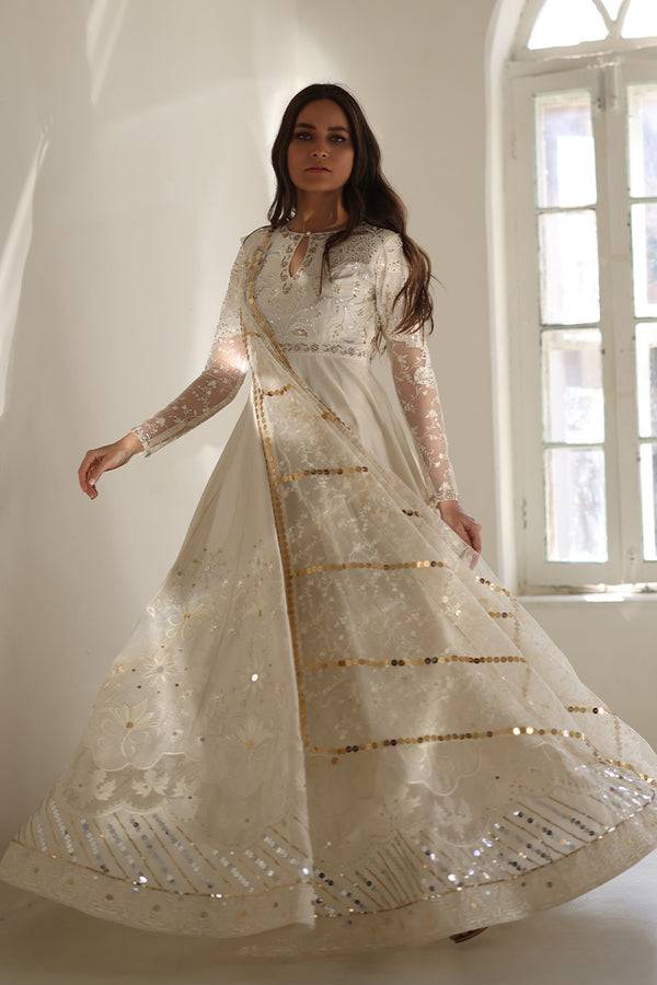 Sania Maskatiya | Cira Formals 25 | Syra - Pakistani Designer Dress - by Sania Maskatiya - Type : Ladies Clothes - 100% Original at Saira Sultan