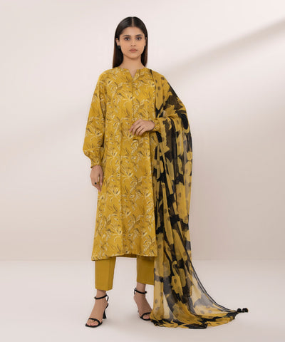 Sapphire | Eid Collection | D117 - Pakistani Designer Dress - by Sapphire | Type: Luxury - 100% Original at Saira Sultan
