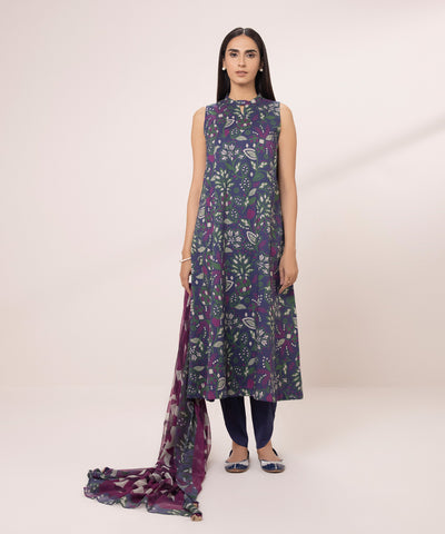 Sapphire | Eid Collection | D105 - Pakistani Designer Dress - by Sapphire | Type: Luxury - 100% Original at Saira Sultan