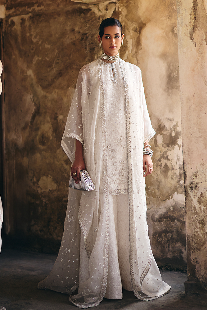 Suffuse | Silk Pret Summer 25 | ELUNA XS White Silk
