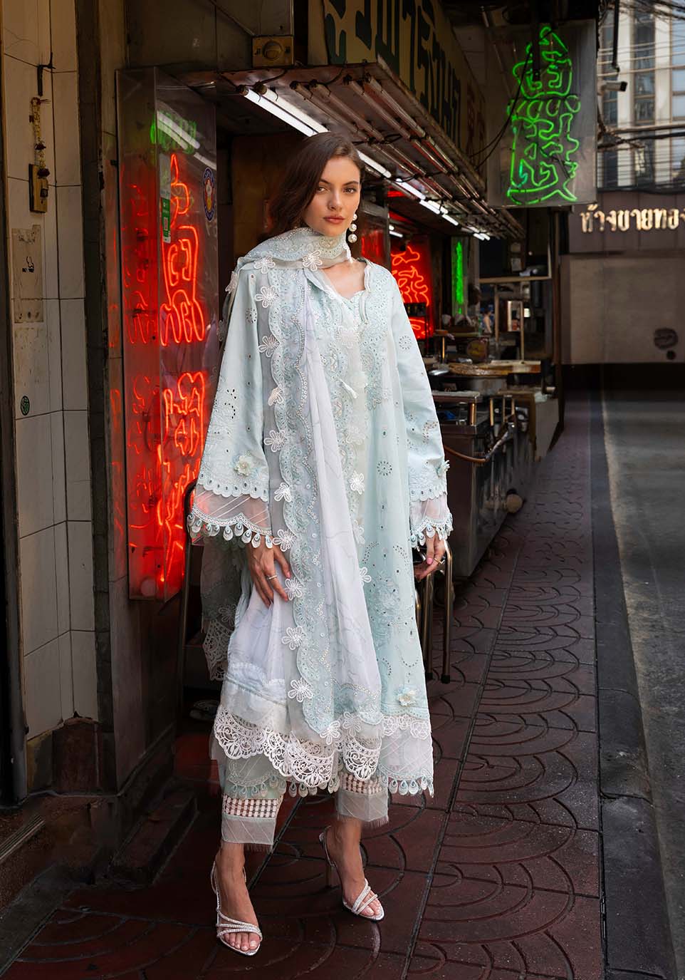 Zarqash | Luxury Lawn 25 | ZQLU 004 CECILY XS Ice Blue Lawn