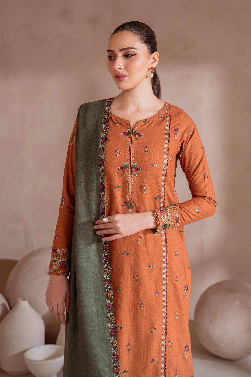 Iznik | Exclusive Winter | UE-367 L Burnt Orange Khaddar