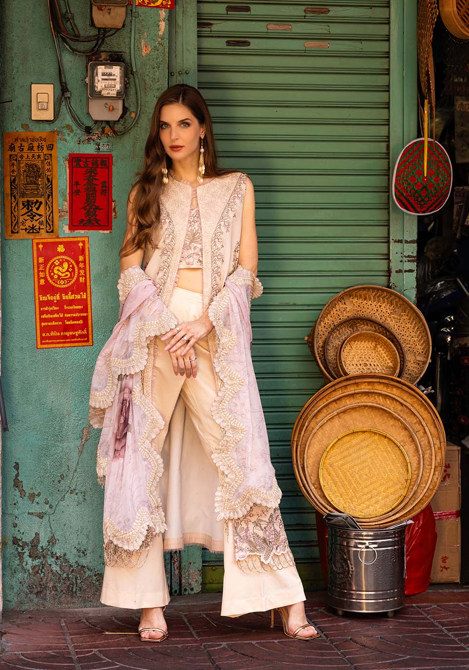 Zarqash | Luxury Lawn 25 | ZQLU 002 Ambrose XS Ivory Lawn