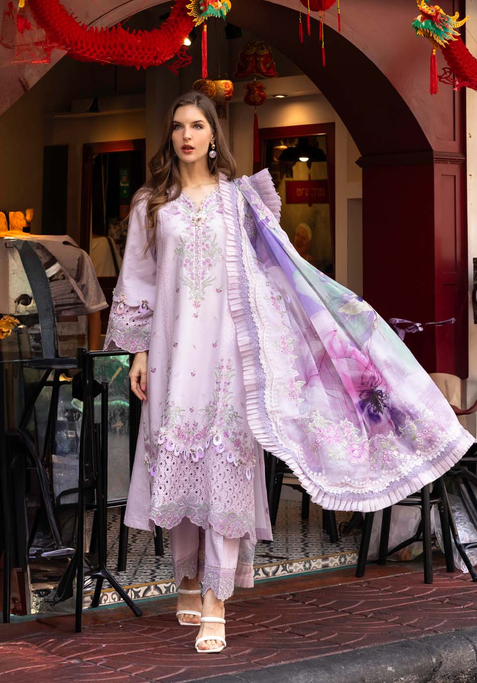 Zarqash | Luxury Lawn 25 | ZQLU 006 Daisy ~ Belle XS Lilac Lawn