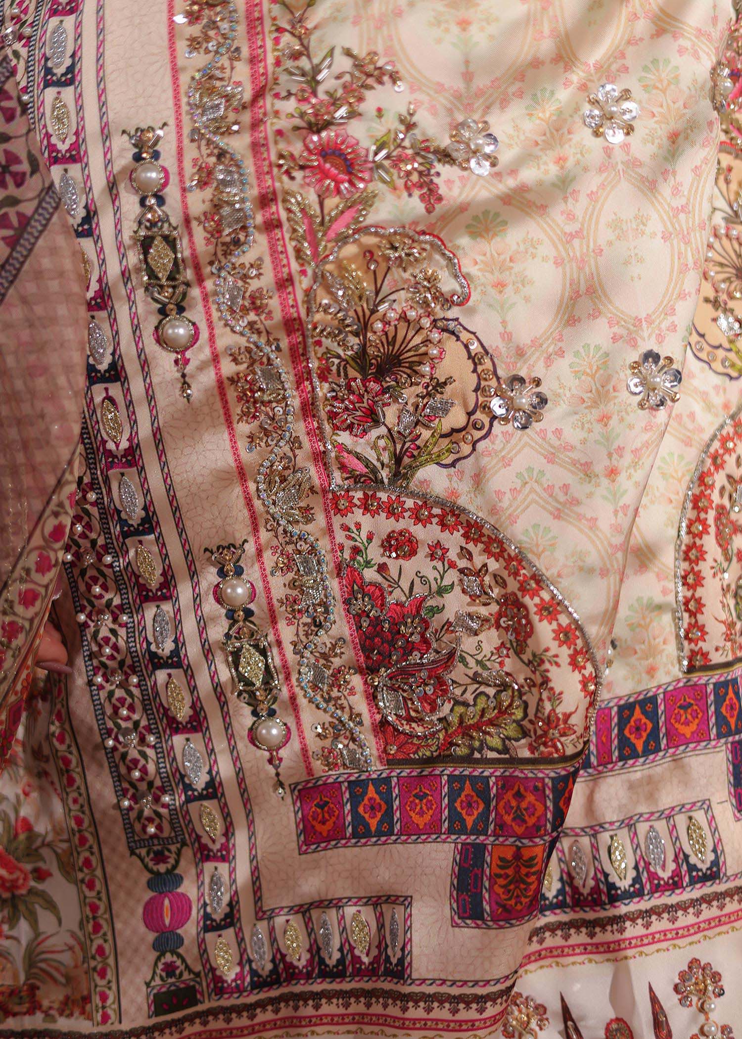 Nuriyaa | Silk Odyssey | Rustic Charm