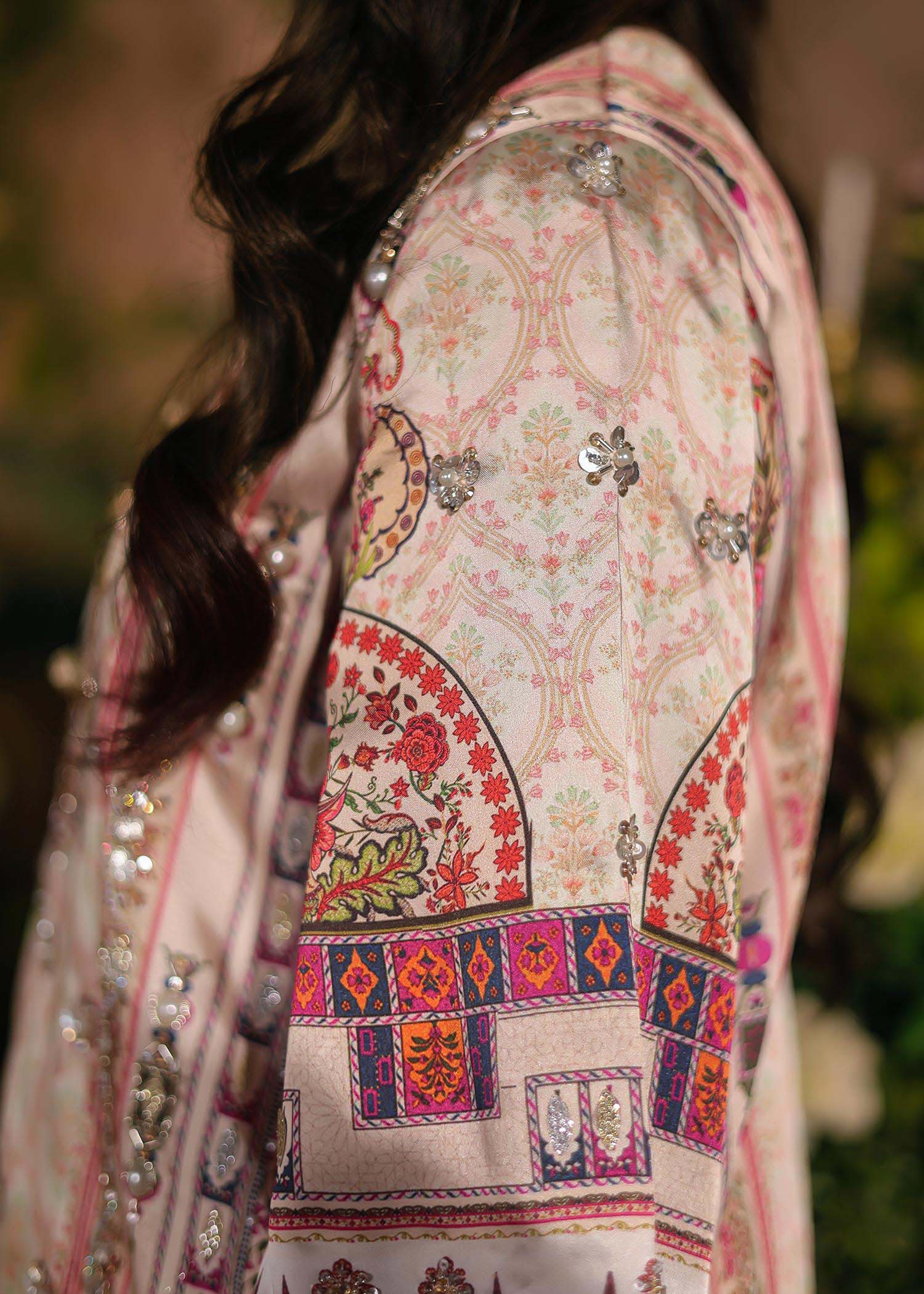 Nuriyaa | Silk Odyssey | Rustic Charm