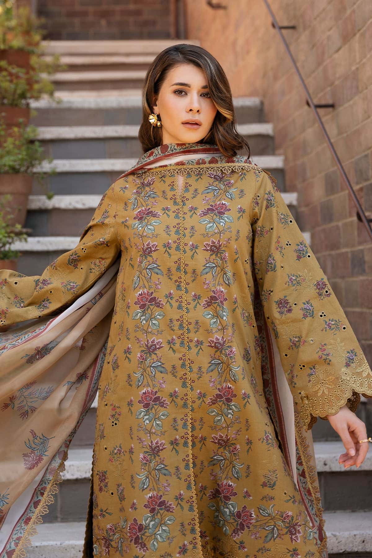 Afrozeh | Damask The Holiday Edit 25 | Lorien B L Mustard Lawn