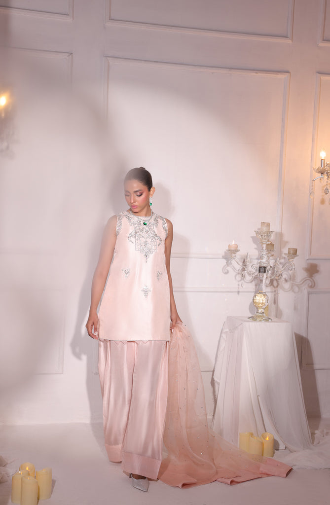 Sammy K | Riwayat Luxe | Sonehri Kiran - Pakistani Designer Dress - by Sammy K - Type : Ladies Clothes - 100% Original at Saira Sultan