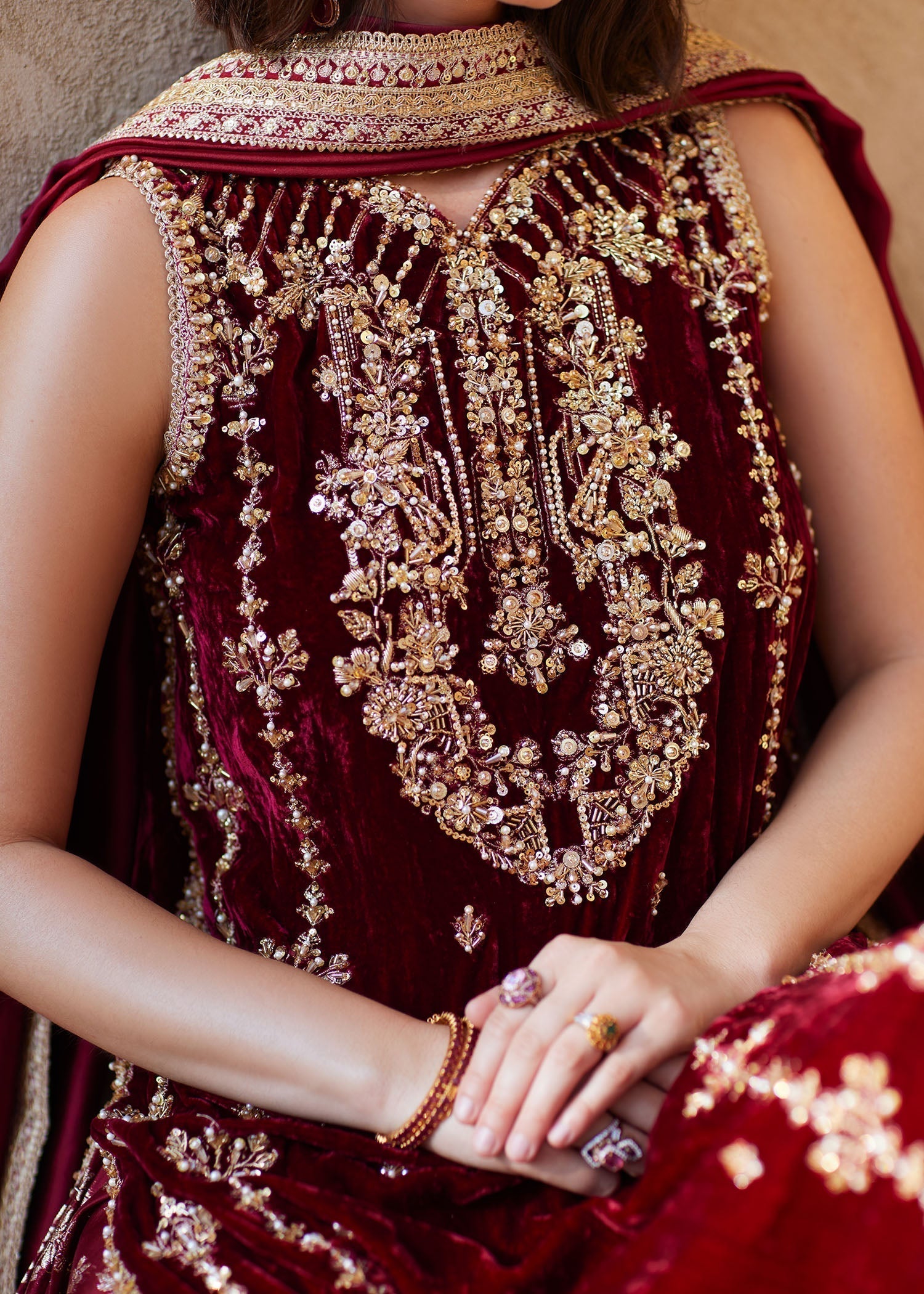 Kanwal Malik | Laira Formals | Aline M Maroon Velvet