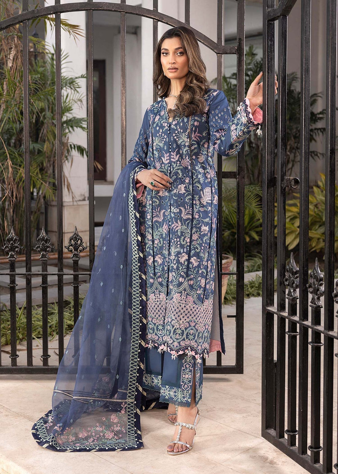 Shurooq | Luxury Lawn 25 | Mira XS Navy Lawn