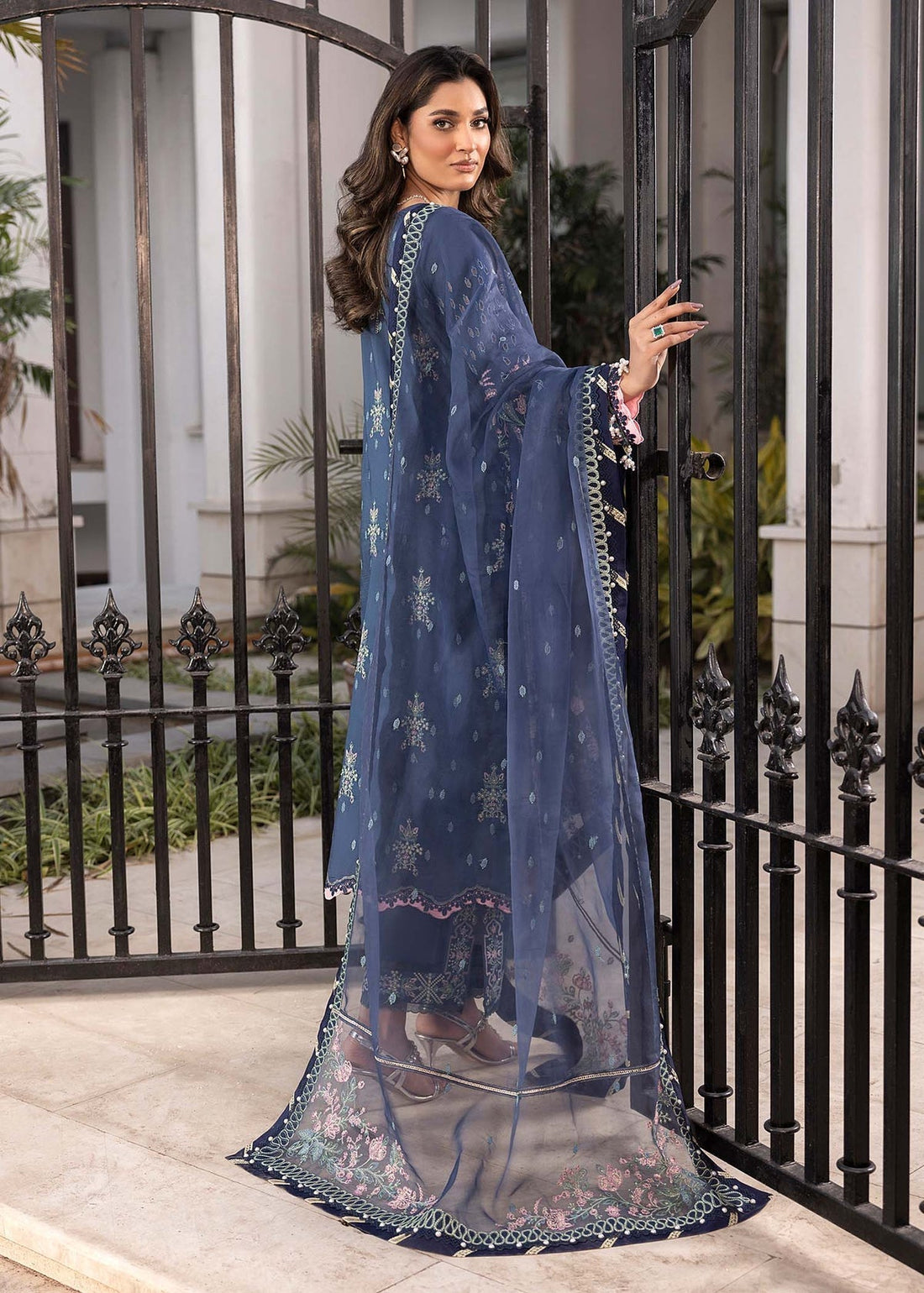 Shurooq | Luxury Lawn 25 | Mira XS Navy Lawn