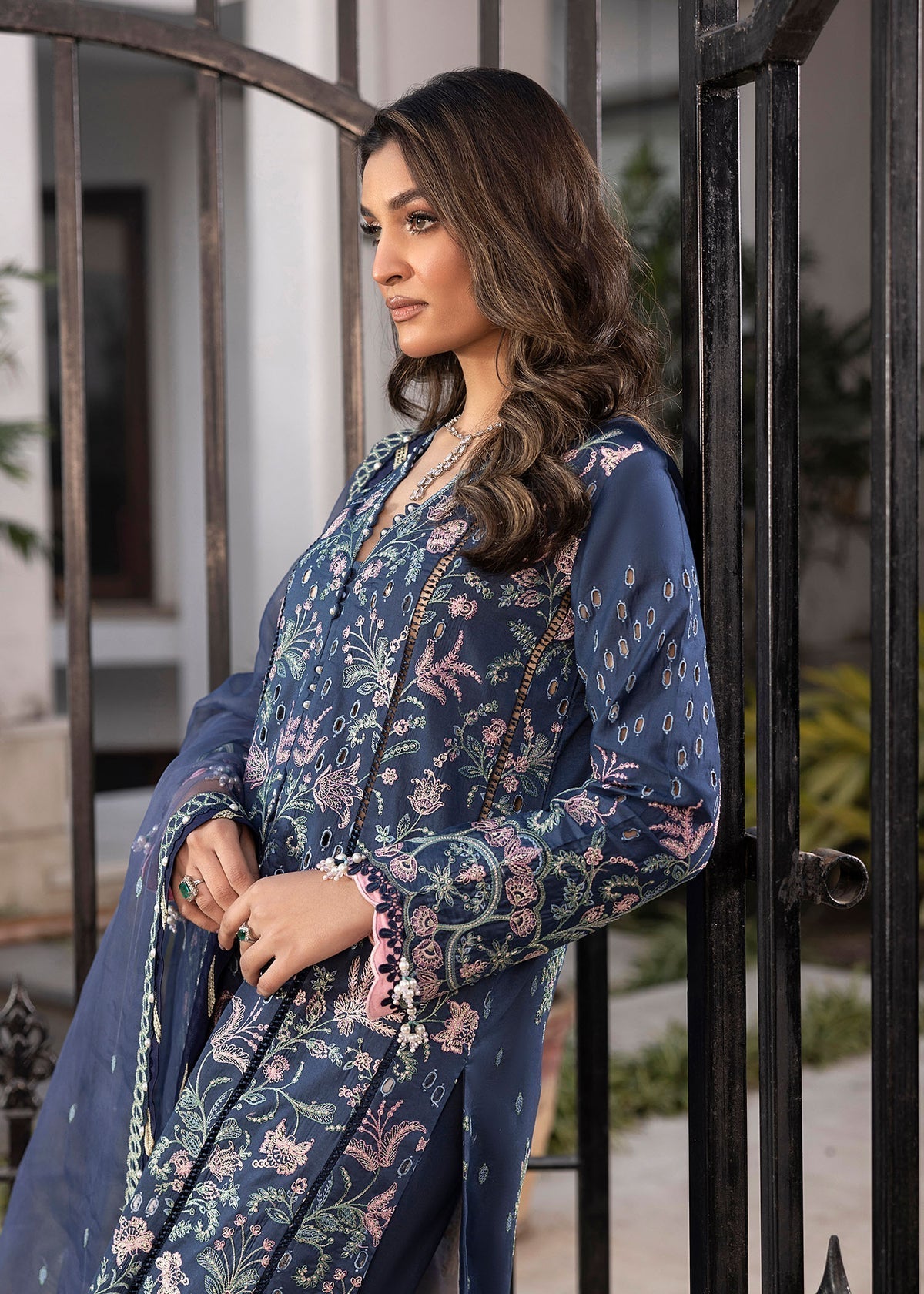 Shurooq | Luxury Lawn 25 | Mira XL Navy Lawn