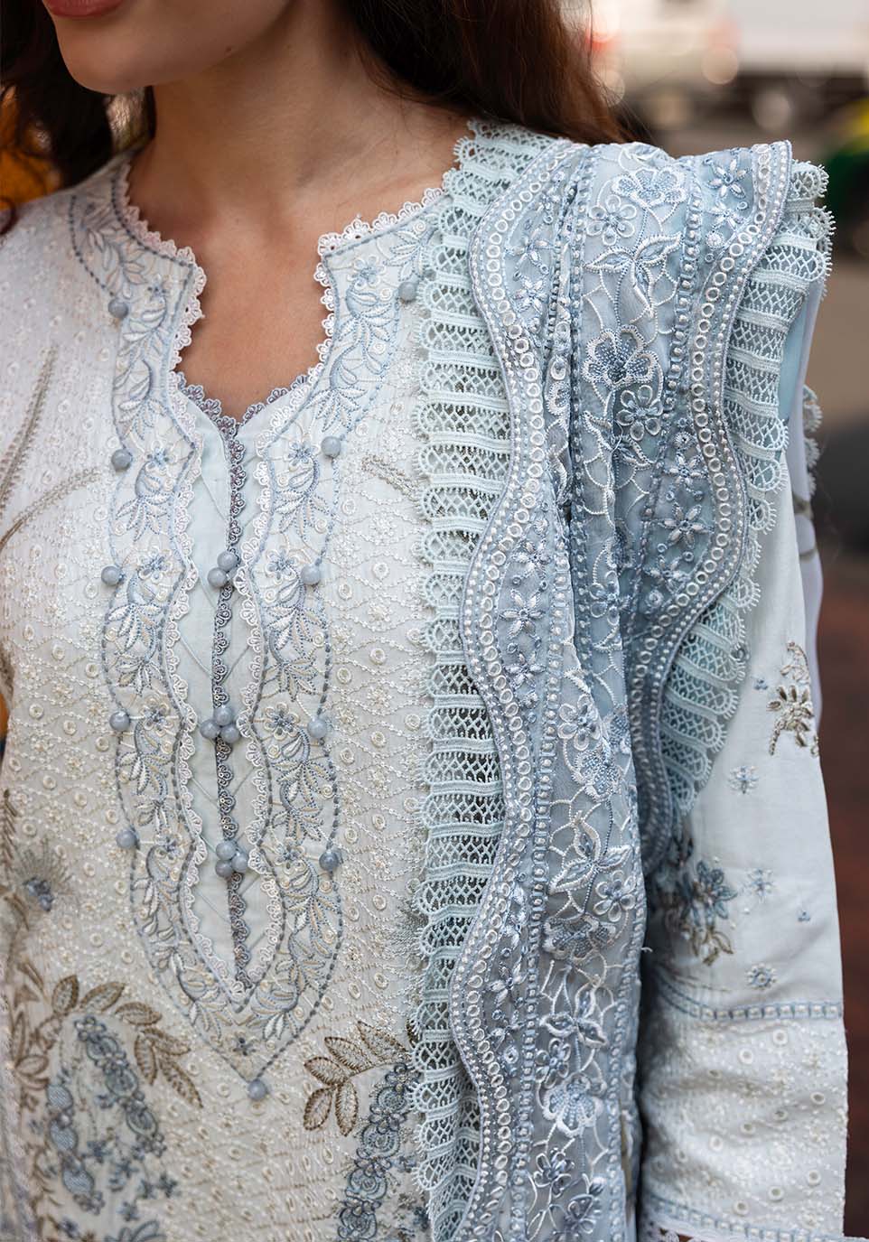 Zarqash | Luxury Lawn 25 | ZQLU 003 ANNE M Off White Lawn