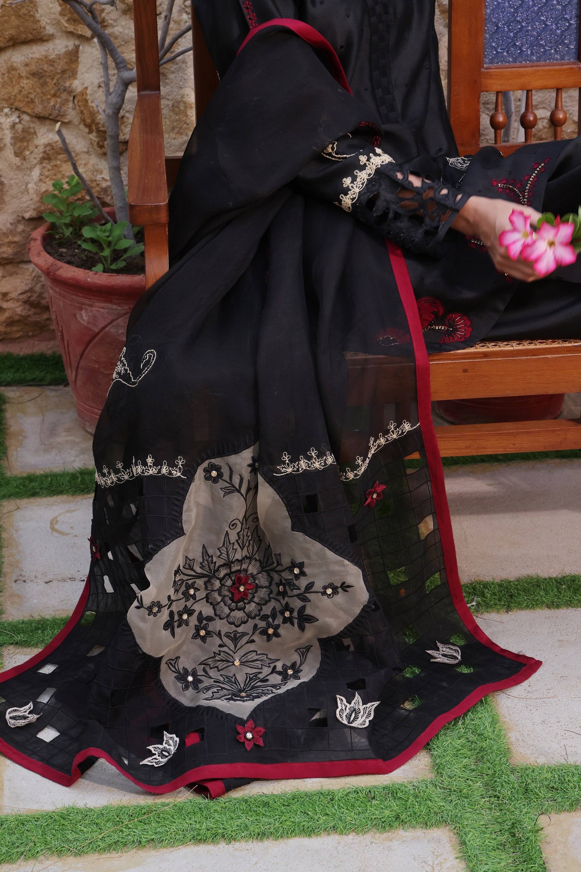 Mona Imran | Ezel Eid 25 |Nazli - Pakistani Designer Dress - by Mona Imran | Type: Ladies Clothes - 100% Original at Saira Sultan