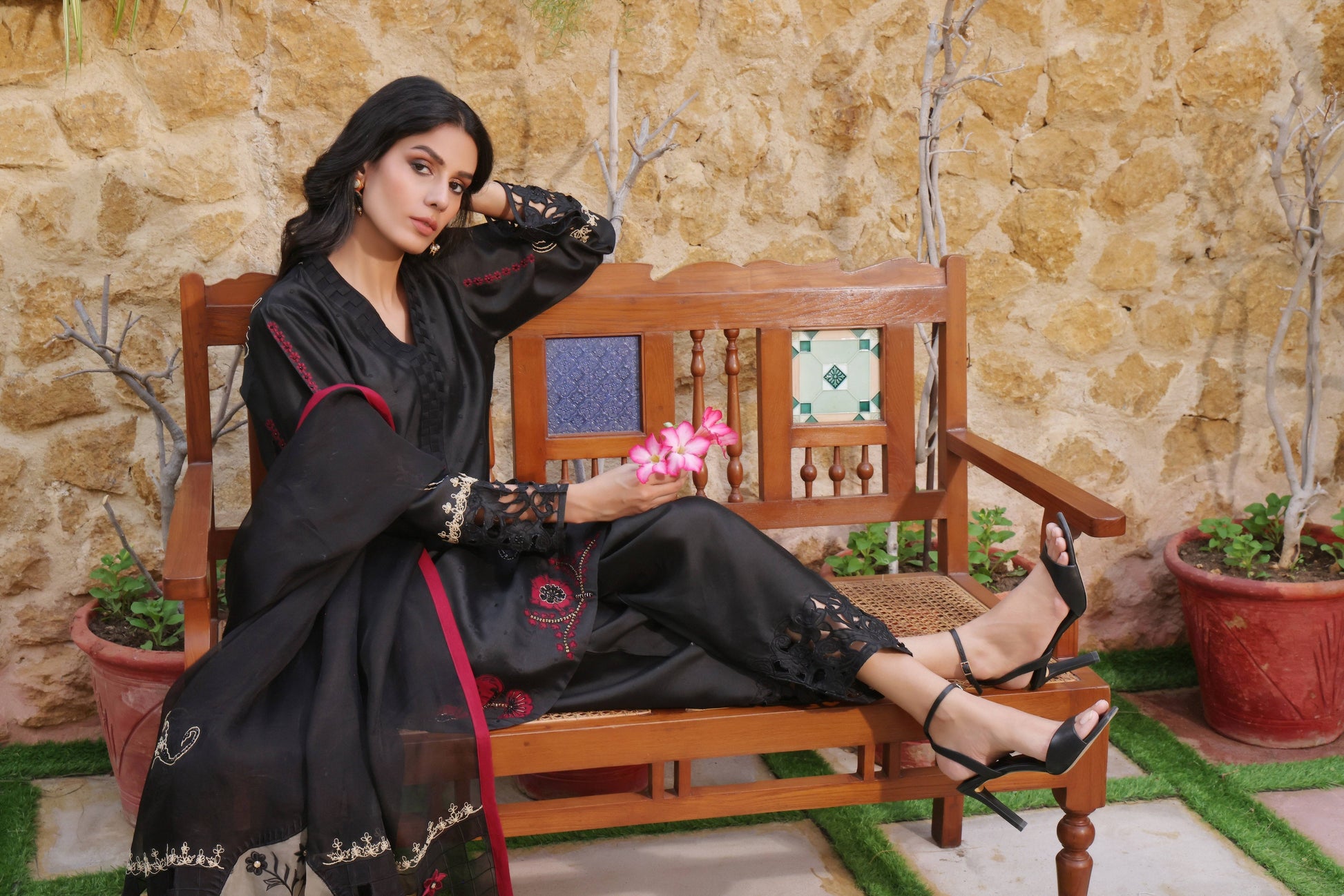 Mona Imran | Ezel Eid 25 |Nazli - Pakistani Designer Dress - by Mona Imran | Type: Ladies Clothes - 100% Original at Saira Sultan