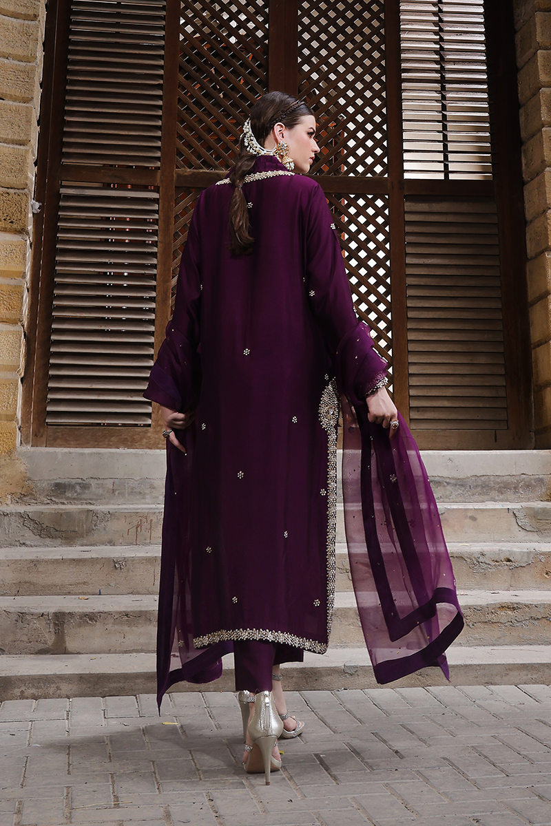 Mona Imran | Dilzaib Formals | Haya XS Dark Plum Sheesha Silk