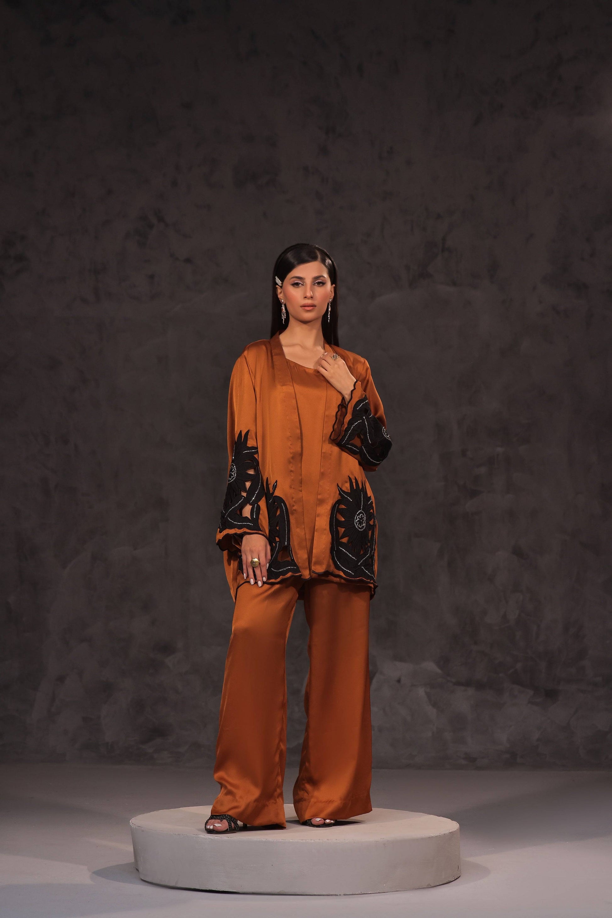Mona Imran | Ezel Eid 25 | Meena - Pakistani Designer Dress - by Mona Imran | Type: Ladies Clothes - 100% Original at Saira Sultan